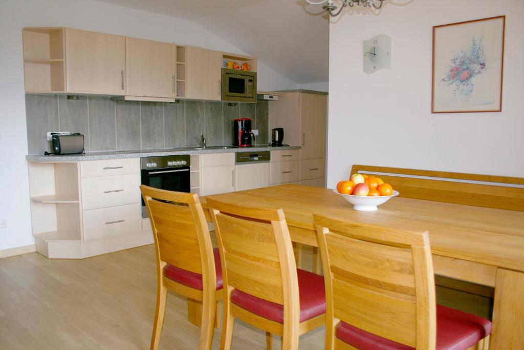 Haus Am Berg Apartment เบิร์ชเทสกาเดน ห้อง รูปภาพ