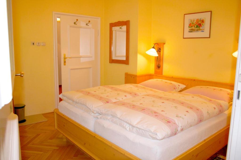 Haus Am Berg Apartment เบิร์ชเทสกาเดน ห้อง รูปภาพ