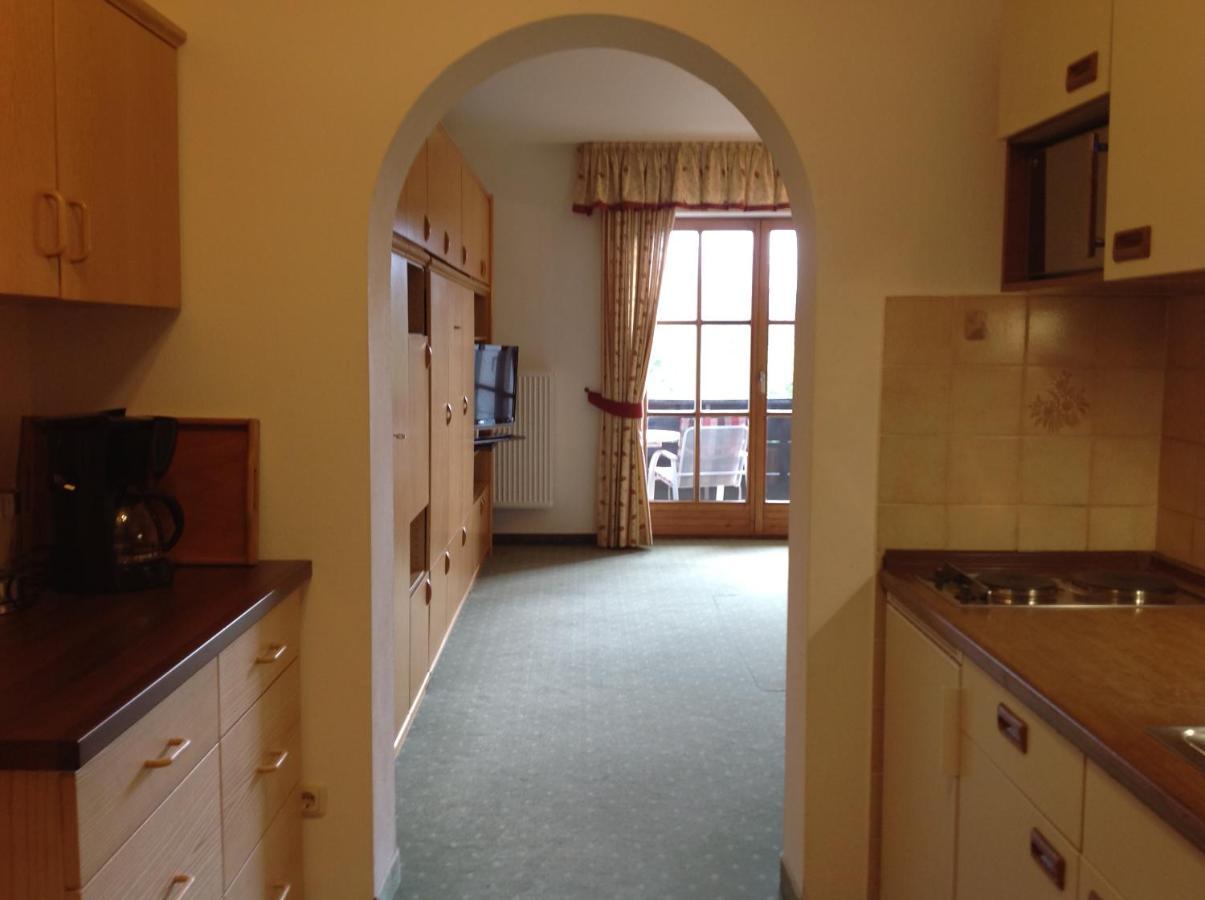 Haus Am Berg Apartment เบิร์ชเทสกาเดน ภายนอก รูปภาพ